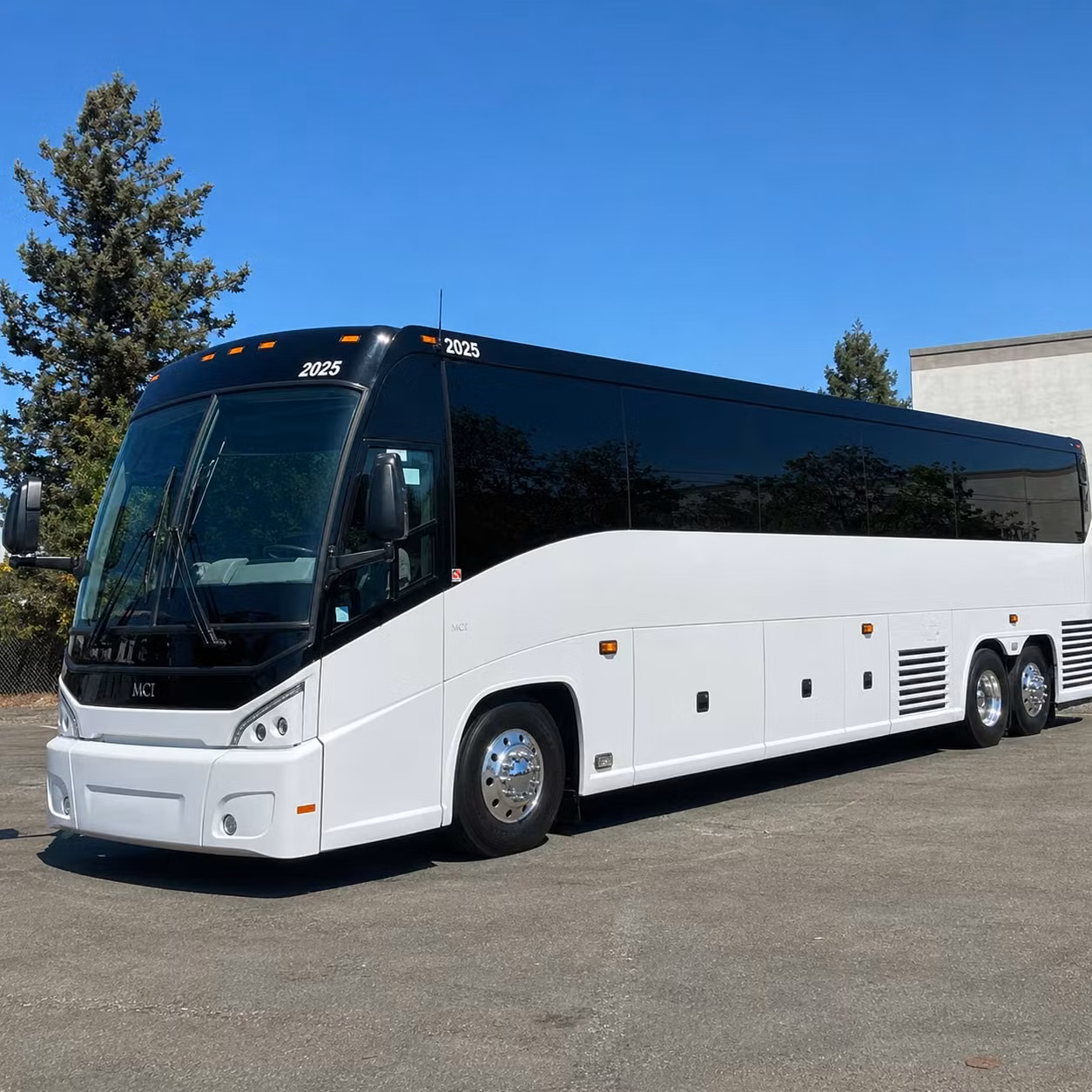hollywood casino amphitheatre concert bus rentals from wentzville
