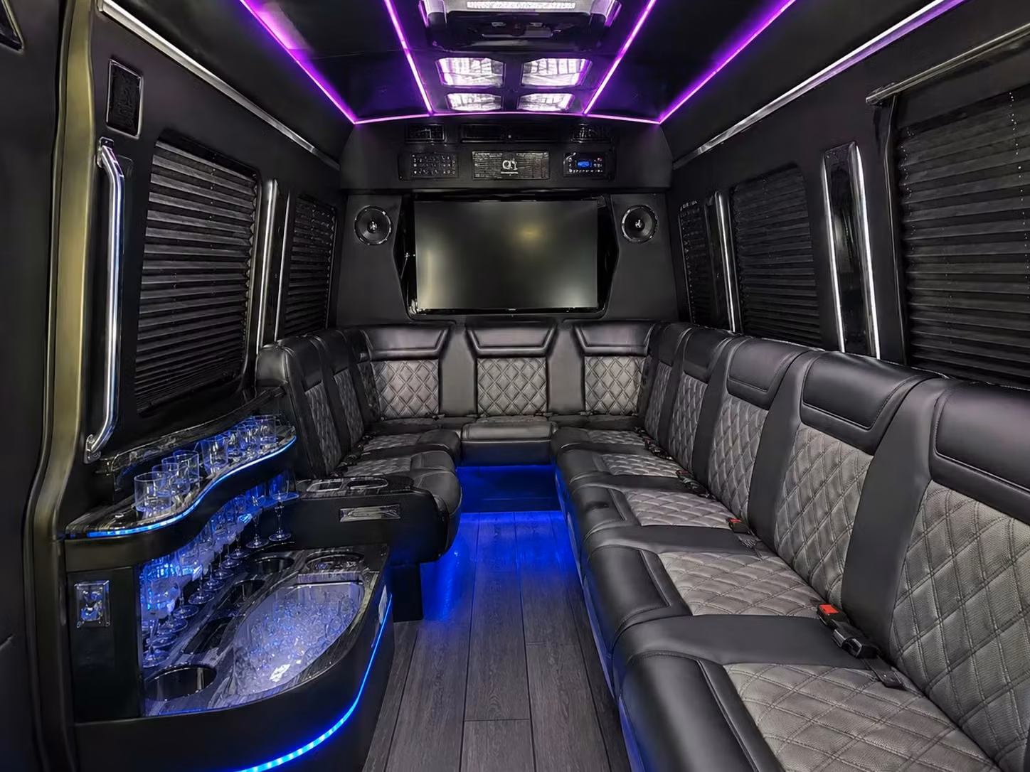sporting event transportation for corporate groups and company outings in wentzville
